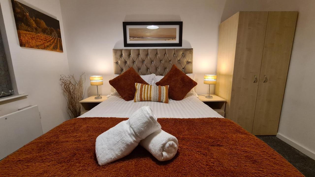 Luxury 2 Bed Apt With Free Wi-Fi & Parking Манчестер Екстер'єр фото